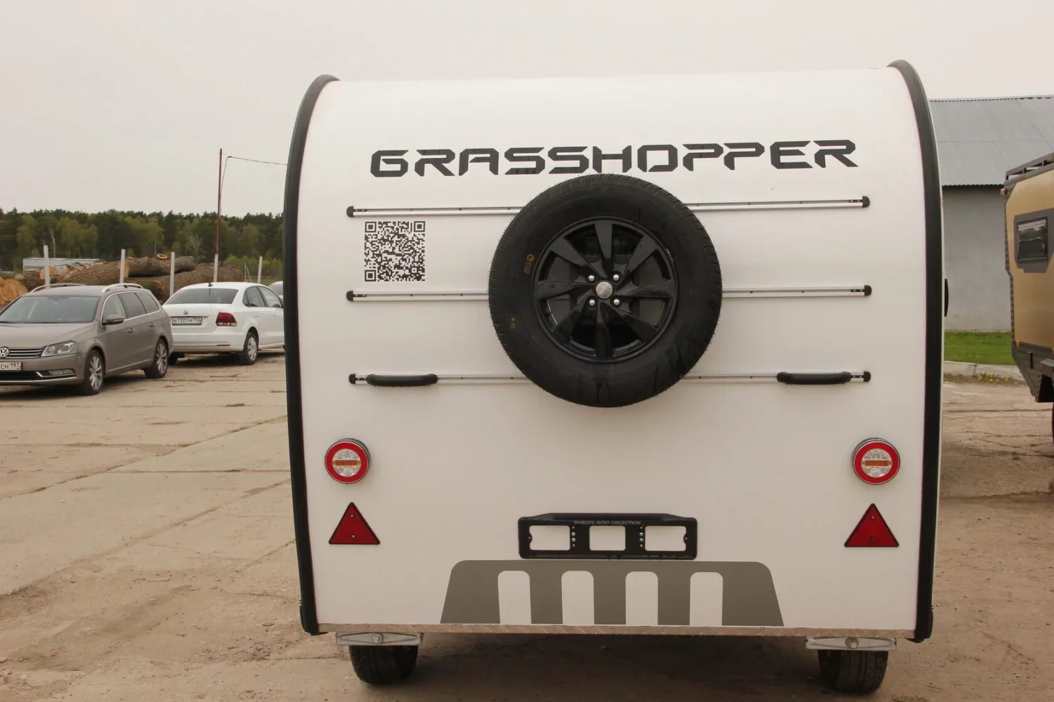 Караван (прицеп-дача) Grasshopper 290Т