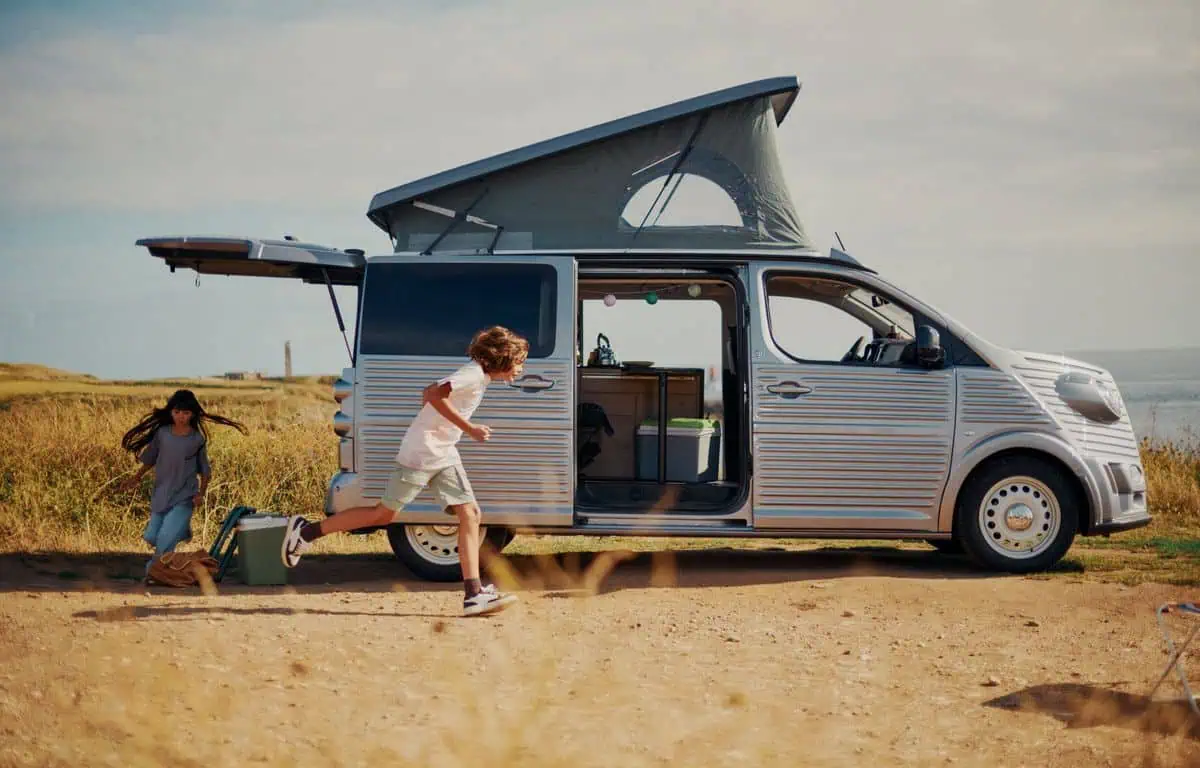 Caravan Salon Duesseldorf: ретро-новинка от Citroën на выставке 2023