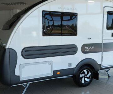 Обзор Adria Action 361 LT: компактный караван для незабываемых путешествий