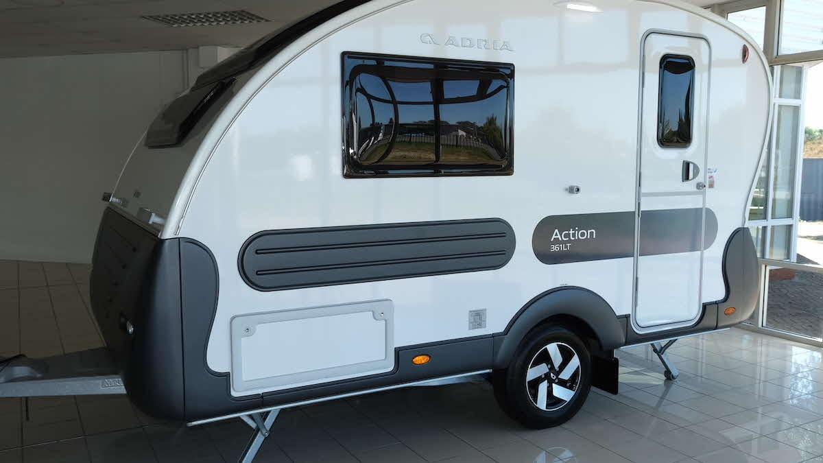 Обзор Adria Action 361 LT: компактный караван для незабываемых путешествий
