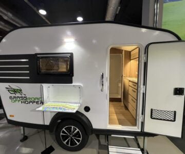 Grasshopper 330ТMГ: всё о мобильном доме на колёсах для путешествий и отдыха